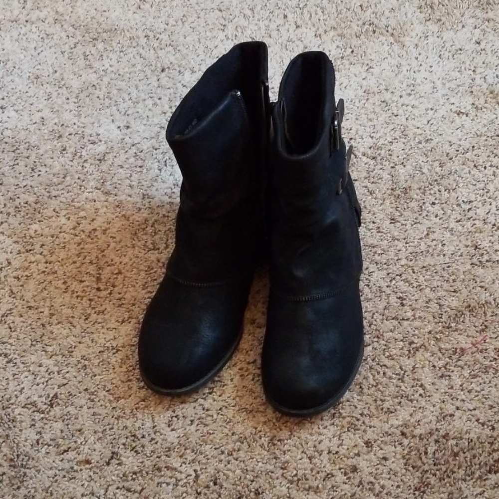 Booties - Picture 2 of 3